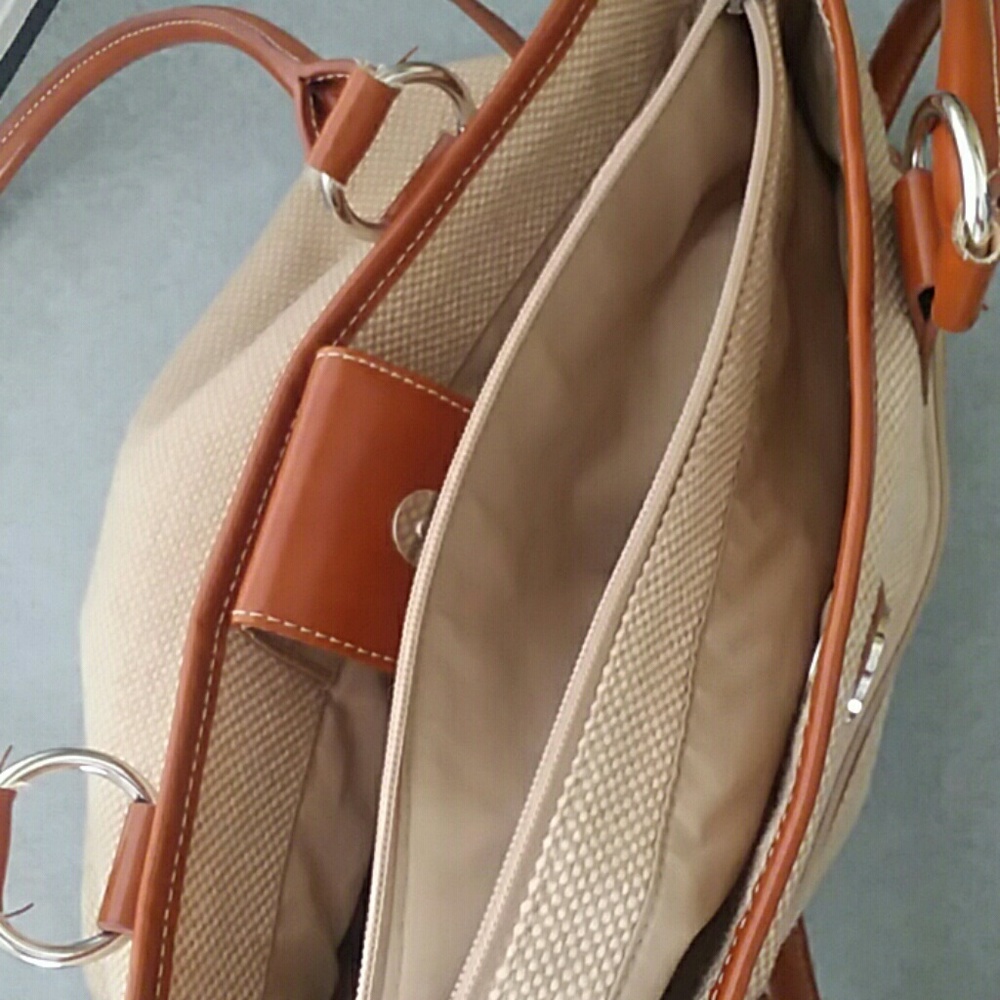 GIANI BERNINI SIMPLY CUTE FILIGREE TOTE😍 - Picture 7 of 8